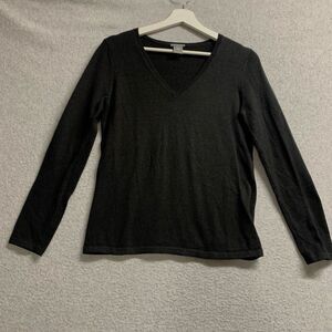 Ann Taylor Womens Size Medium Pullover Sweater Black V Neck Long Sleeve